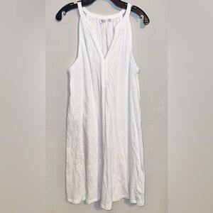 GAP White Textured Sleeveless Dress